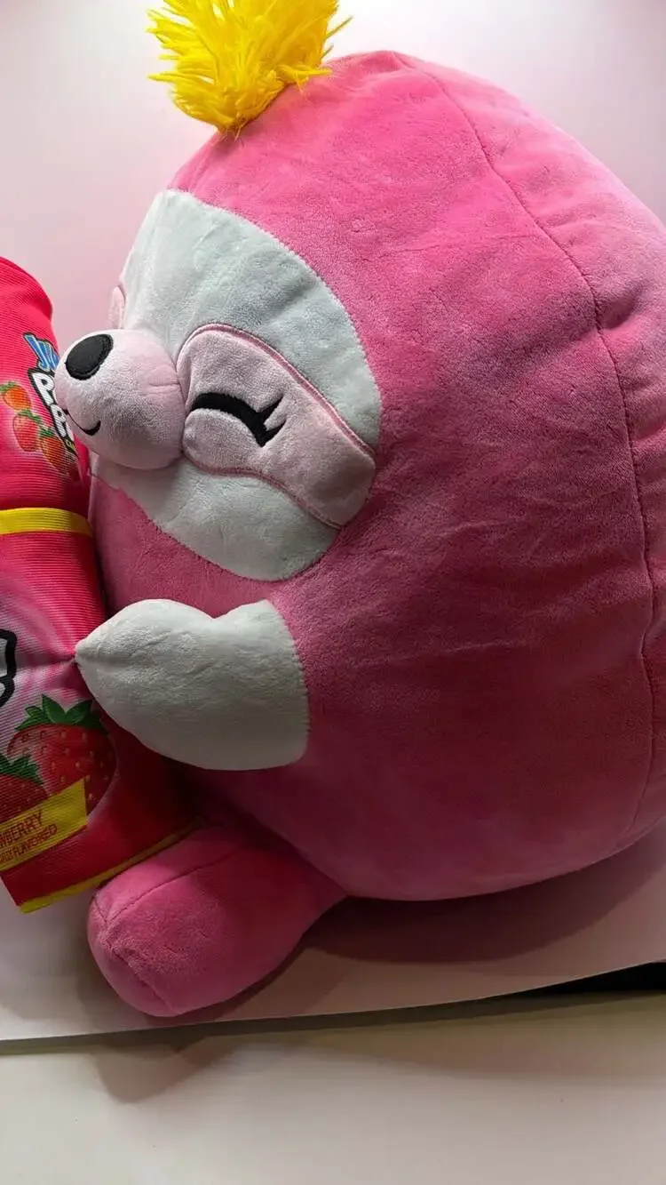Zuru Snackles Series 1 Susie the Pink Sloth with Jumbo Push Pop Plush Toy